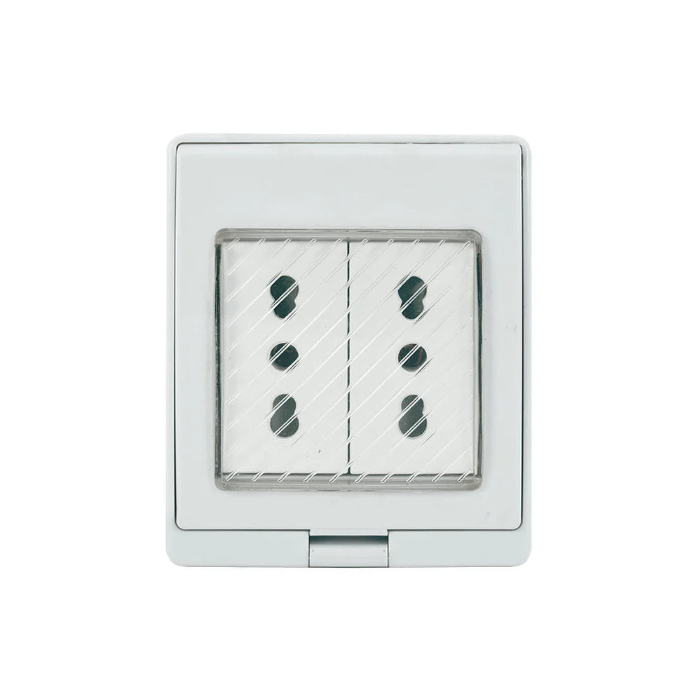 Conector Ip55 Con Tomacorriente 16/16A 250v Blanco Lexo