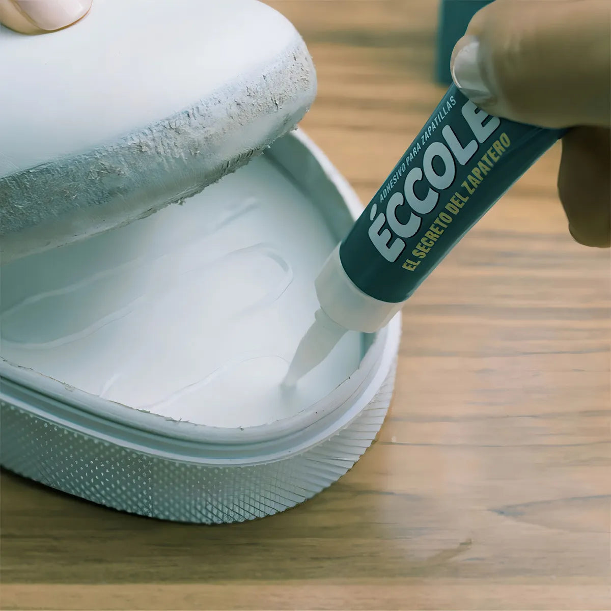 Adhesivo Para Zapatos Y Zapatillas 9gr 1Un Éccole
