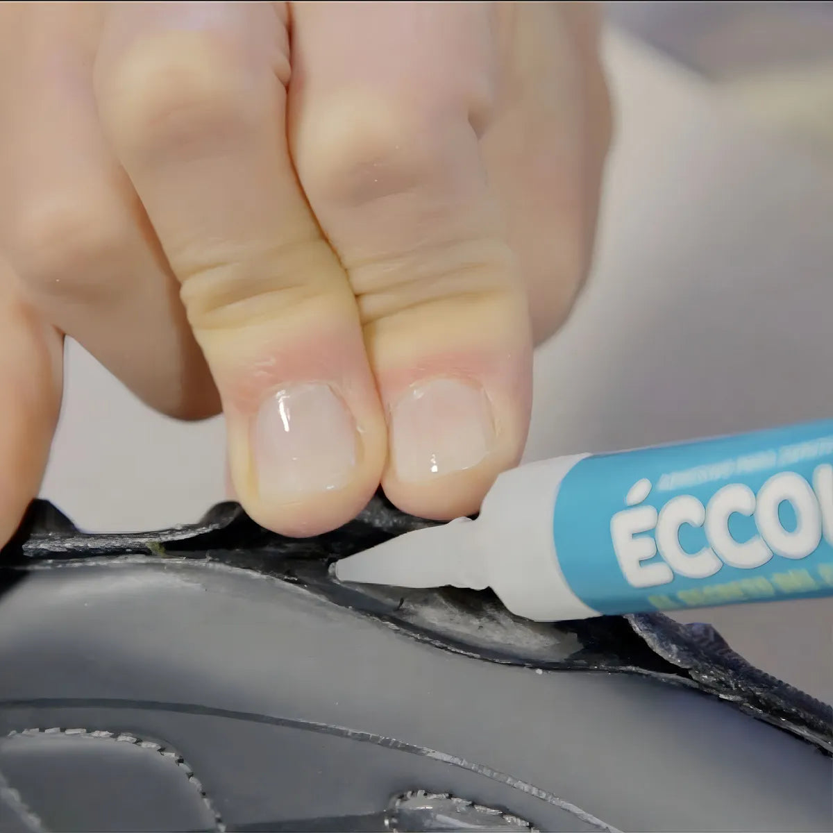 Adhesivo Para Zapatos Y Zapatillas 9gr 1Un Éccole