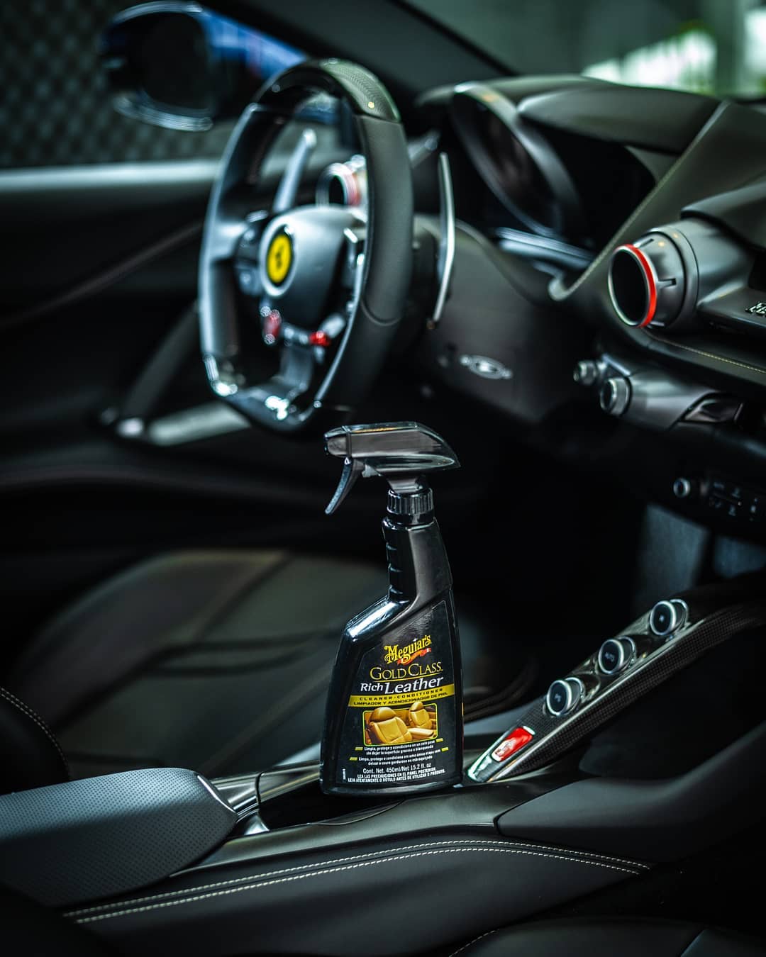 Limpiador de Cueros Gold Class Rich Leather Spray 473ml · Meguiar's (G10916ES)