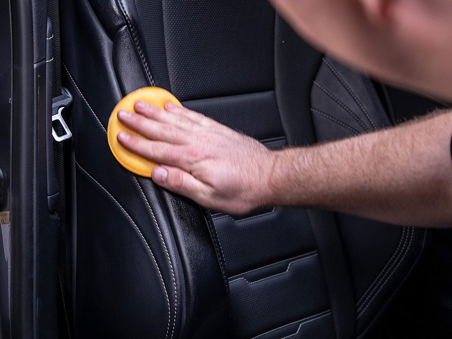 Bálsamo Reparador de Cuero Ultimate Leather Balm 160g · Meguiar's (G18905)