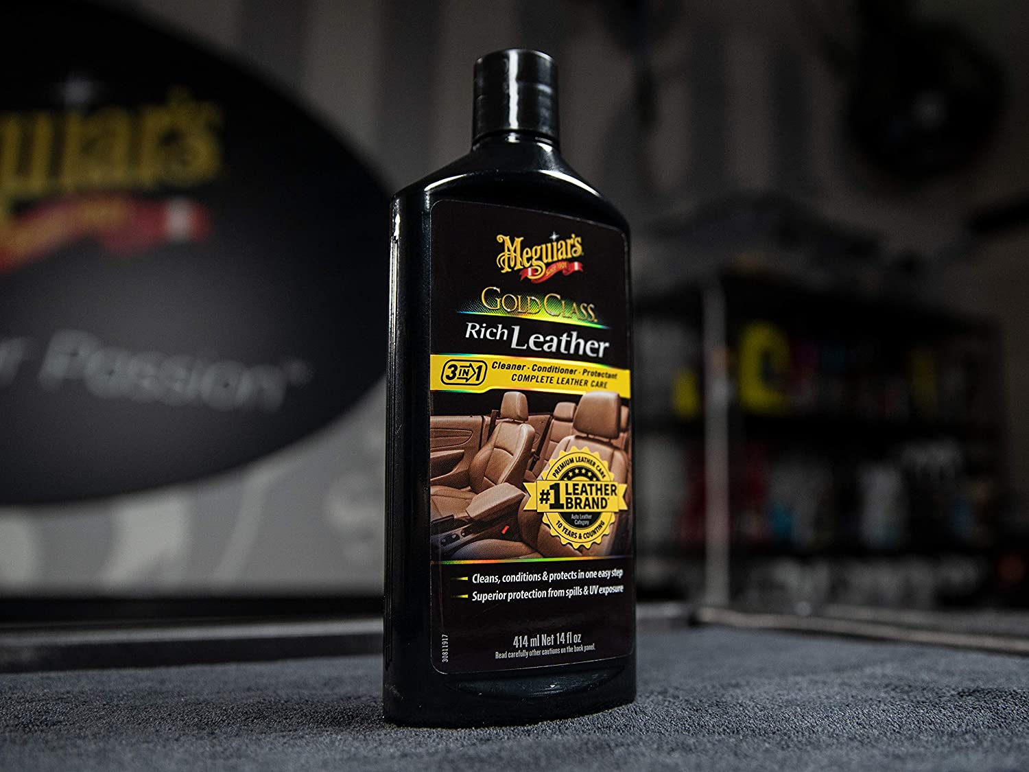 Limpiador de Cueros Gold Class Rich Leather Cleaner & Conditioner 414ml · Meguiar's (G7214)